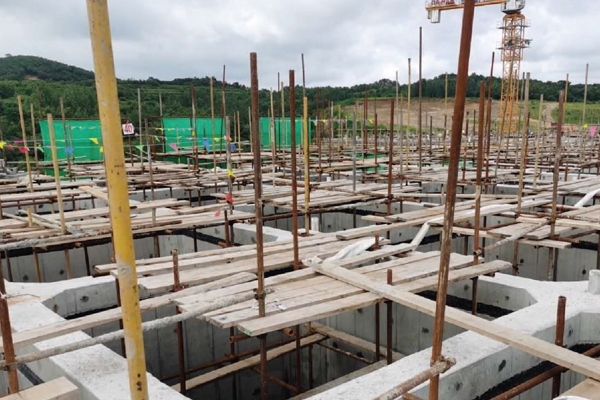 歐西建材為您分享PVC防水卷材滿粘法施工工藝！